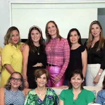 Grupo de alumnas del taller de cerámica